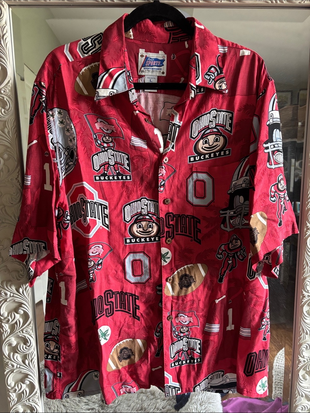 Reyn Spooner men’s Hawaiian Ohio state university shirt all over print LG summer